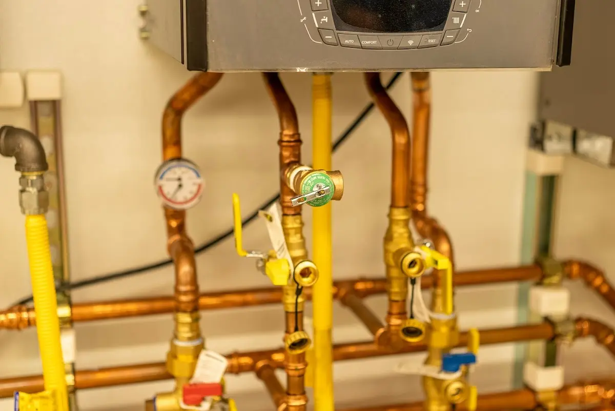 Licensed technician providing Sewer Cleanout for a homeowner in Schroeppel